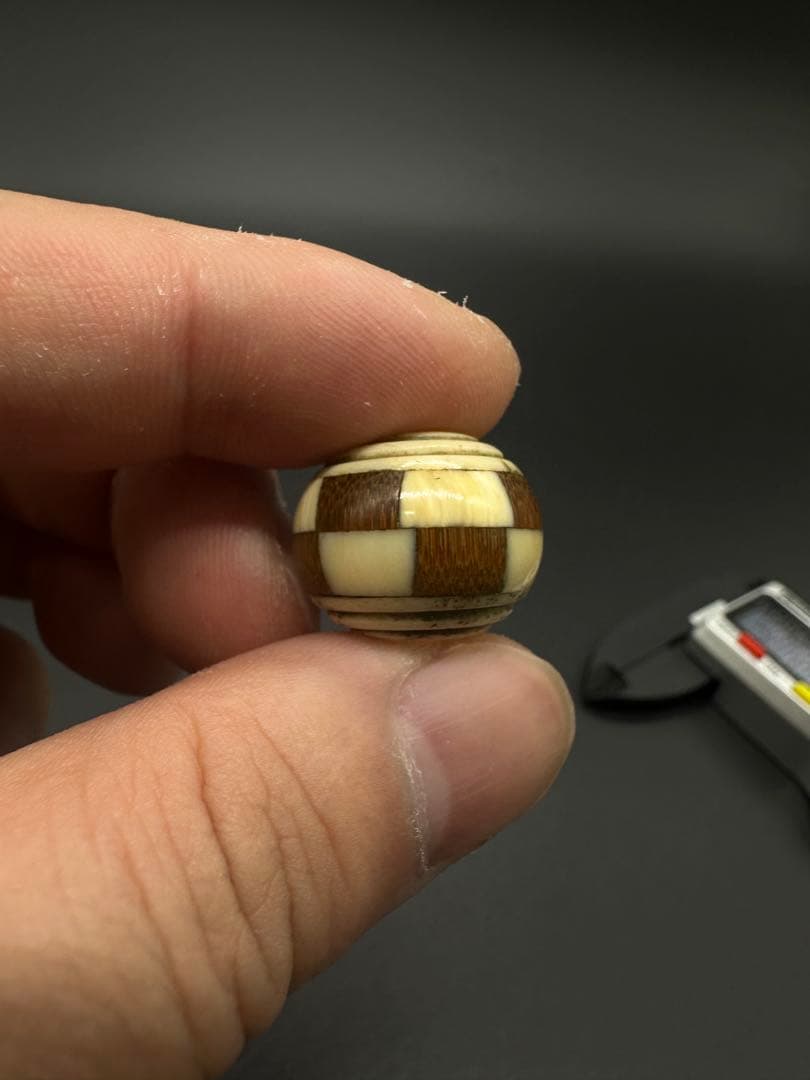 緒締　玉　（竹　鹿角　マンモス牙）組み　骨董古美術