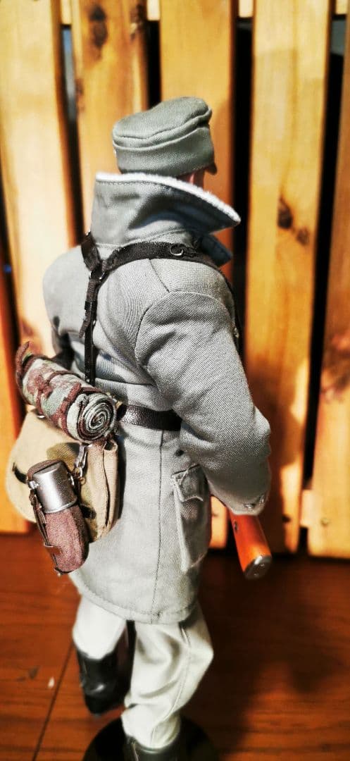 1/6 ドイツ兵フィギュア　ケーニッヒ中尉