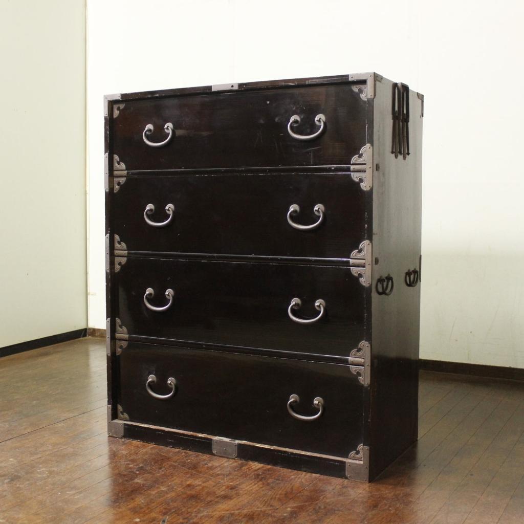 シンプルな四段引出しの時代箪笥 庄内箪笥/チェスト/古家具/古民藝/レトロ