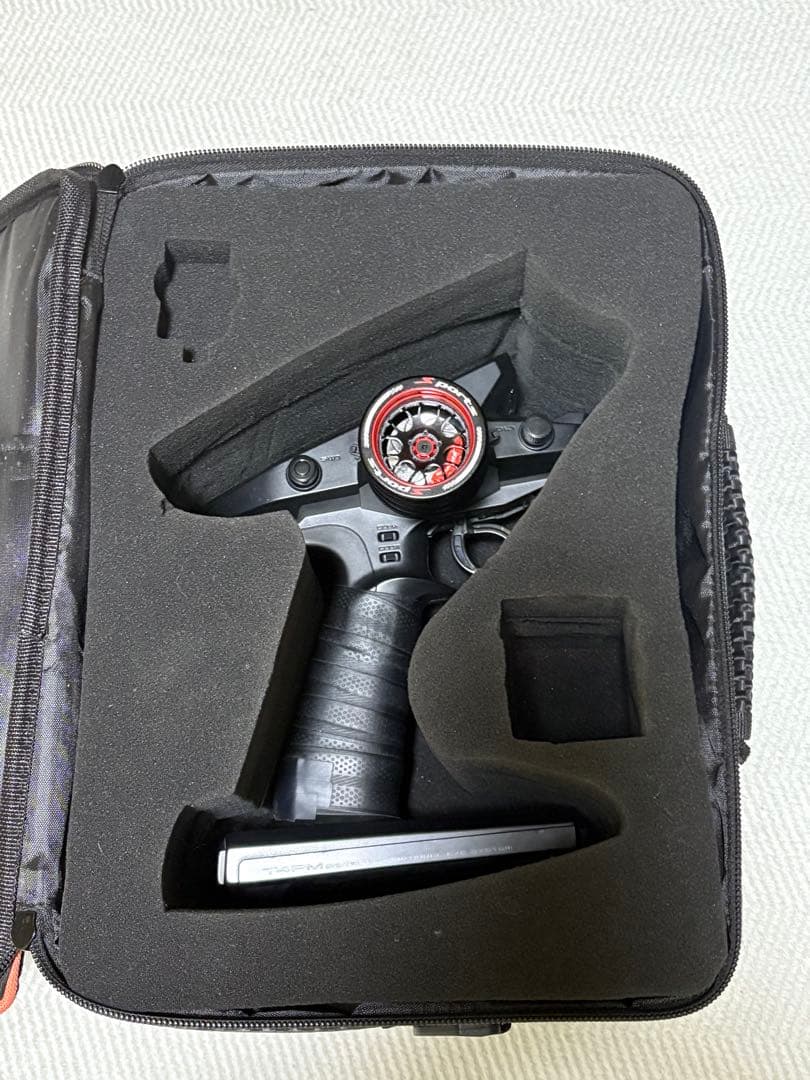 Futaba T4PM PLUS ケース付き