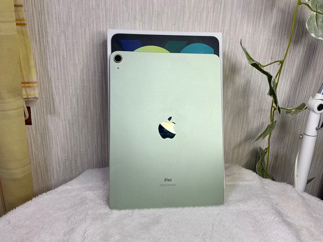iPad Air 4 Wifi 10.9インチ ミッドナイトグリーン 本体