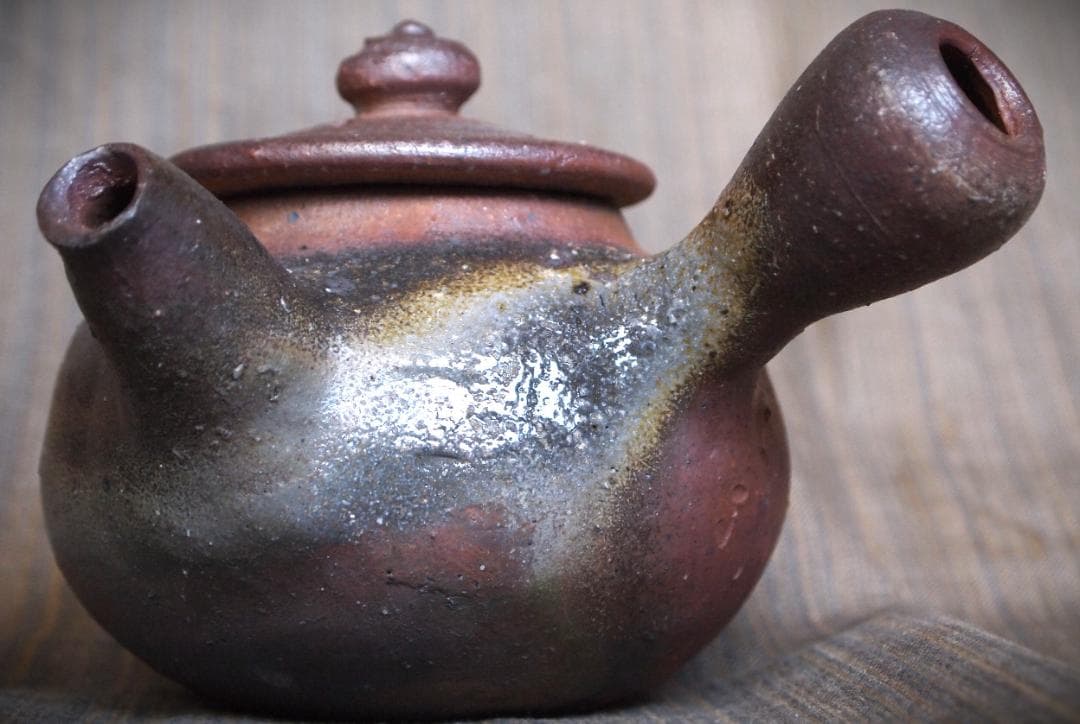 新品★竹内靖之【師：山本陶秀】★★備前(窯変）急須