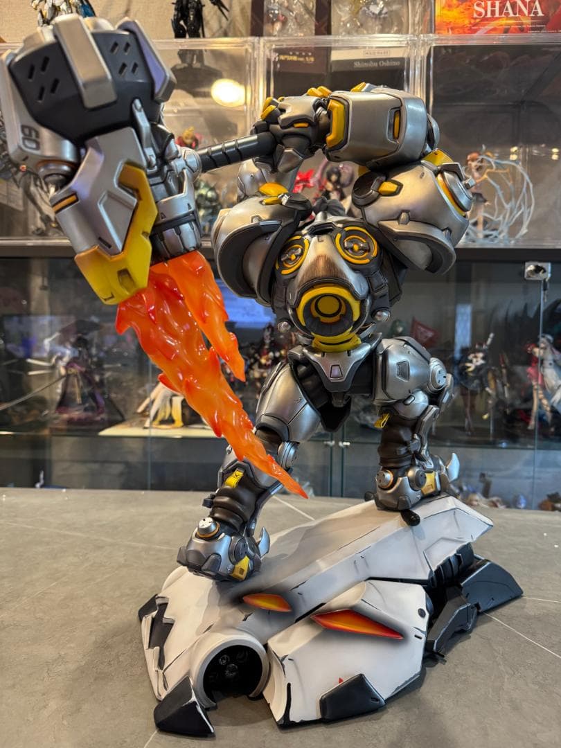 オーバーウォッチ　ラインハルト フィギュア スタチュー OVERWATCH