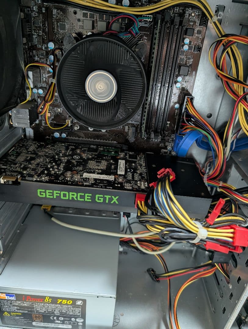 ライトゲーミングパソコン デスクトップパソコン pc