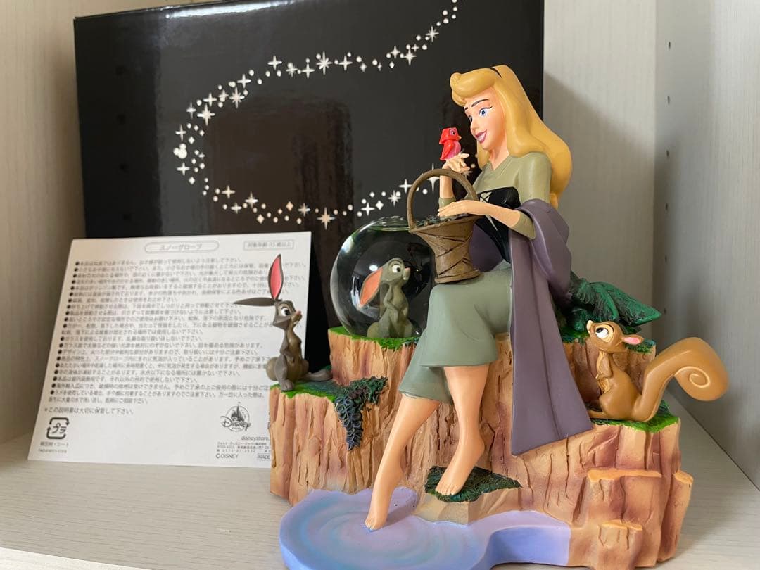 【数量限定】DisneyStore ブライアローズ スノーグローブ