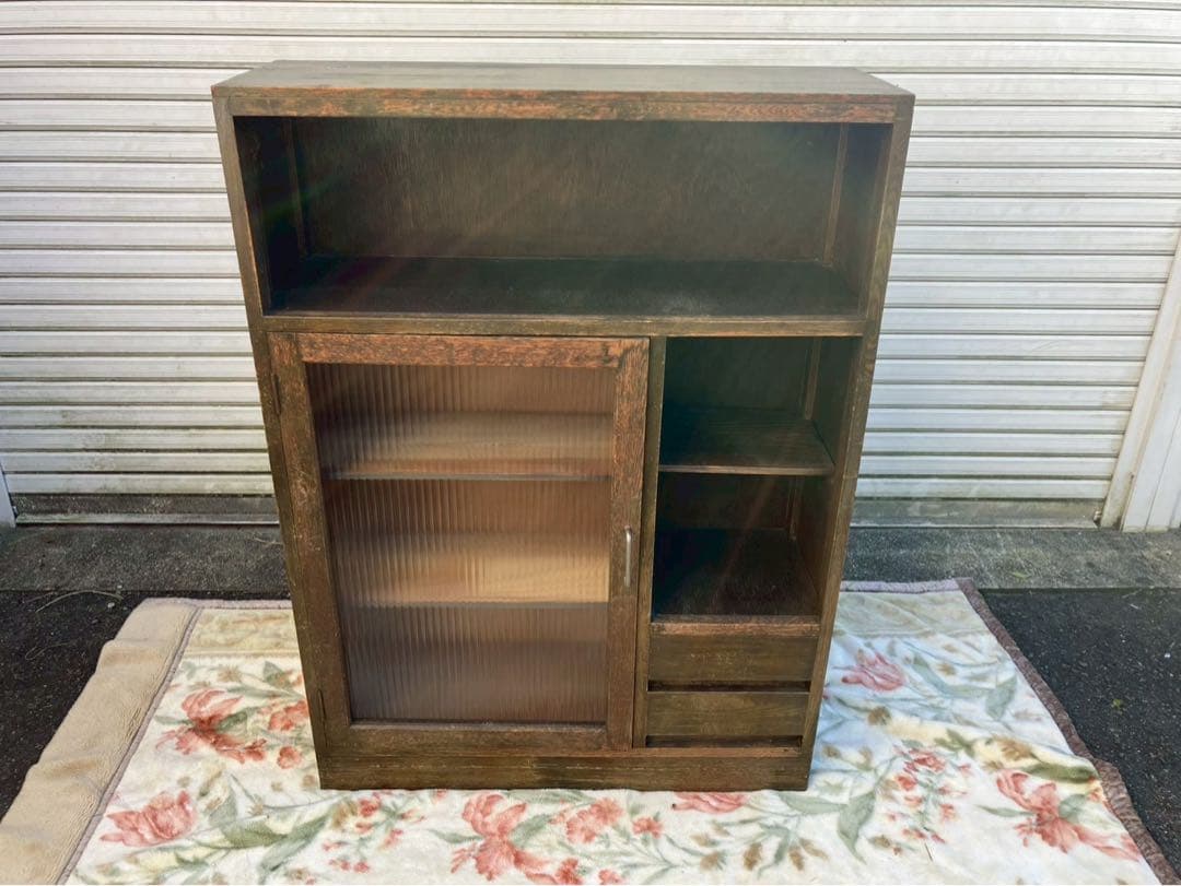 訳あり★アンティーク★飾り棚★木製キャビネット★ガラス扉付き