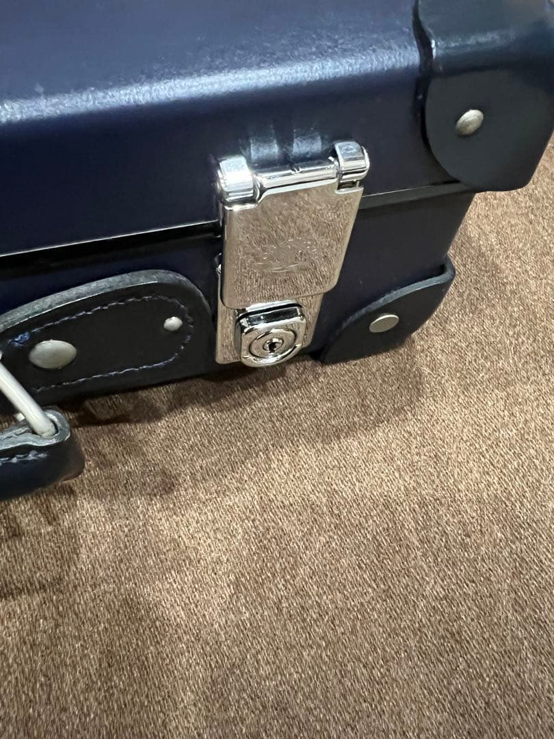 グローブトロッター×トゥモローランド アタッシュケース