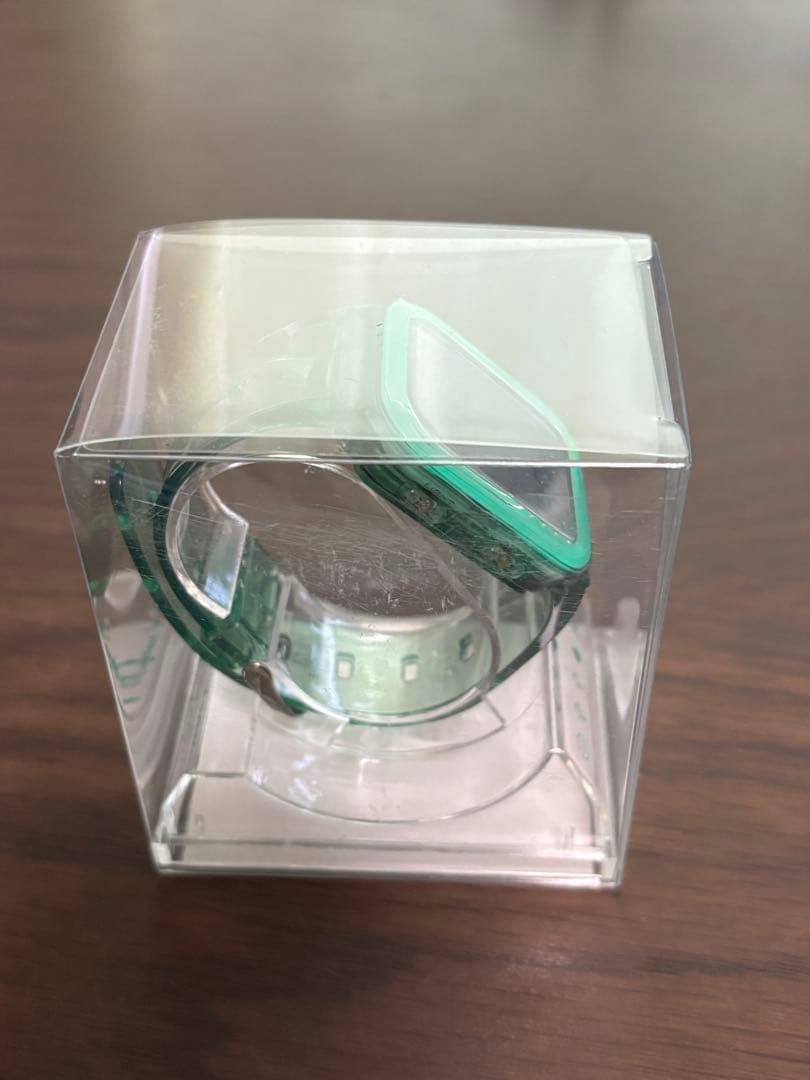 グリーン デジタルウォッチ 透明ケース入り 米津玄師　空想リーシューウォッチ