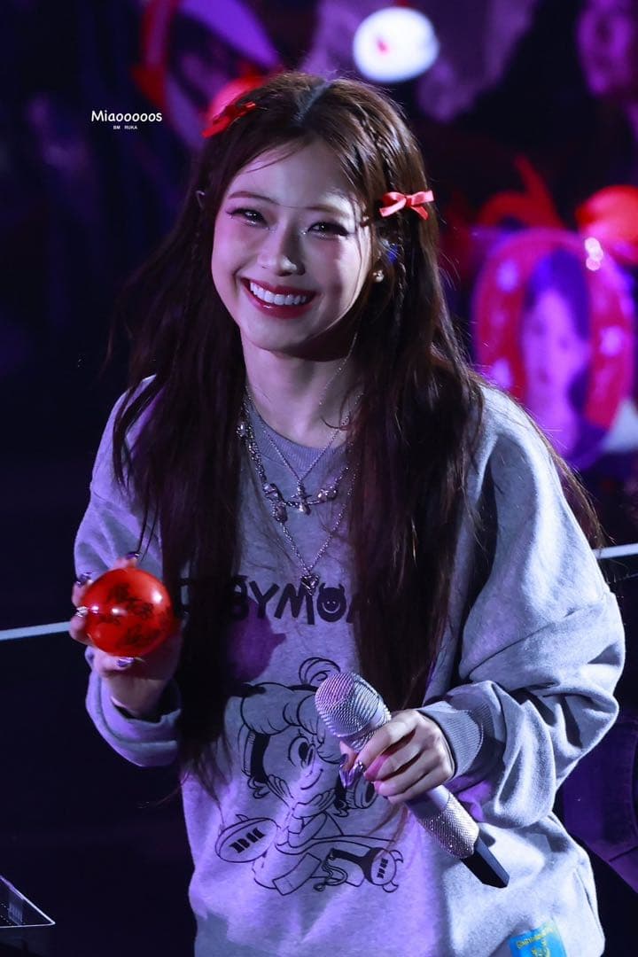 BABYMONSTER RUKA サインボール