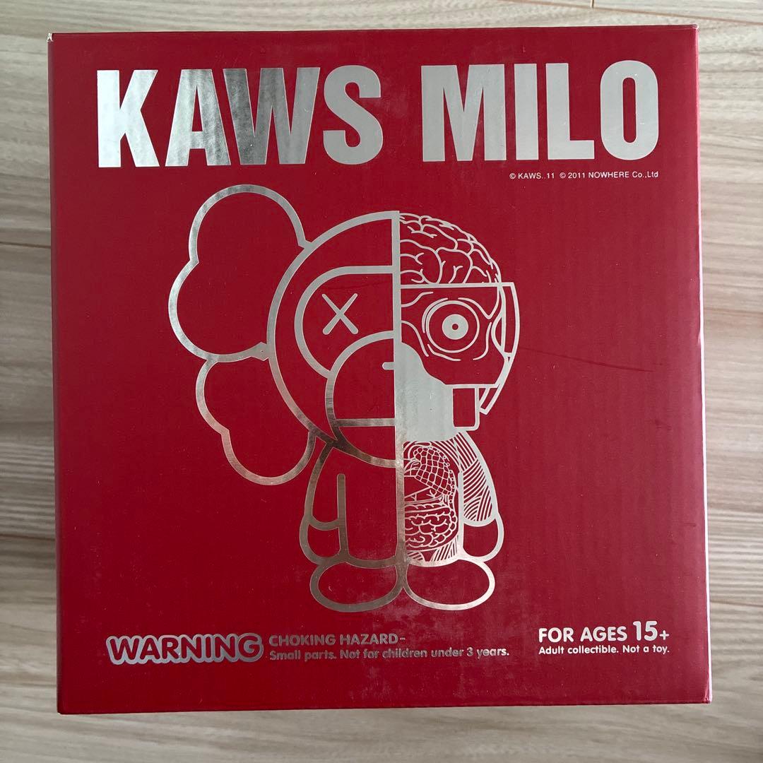 KAWS MILO フィギュア　赤
