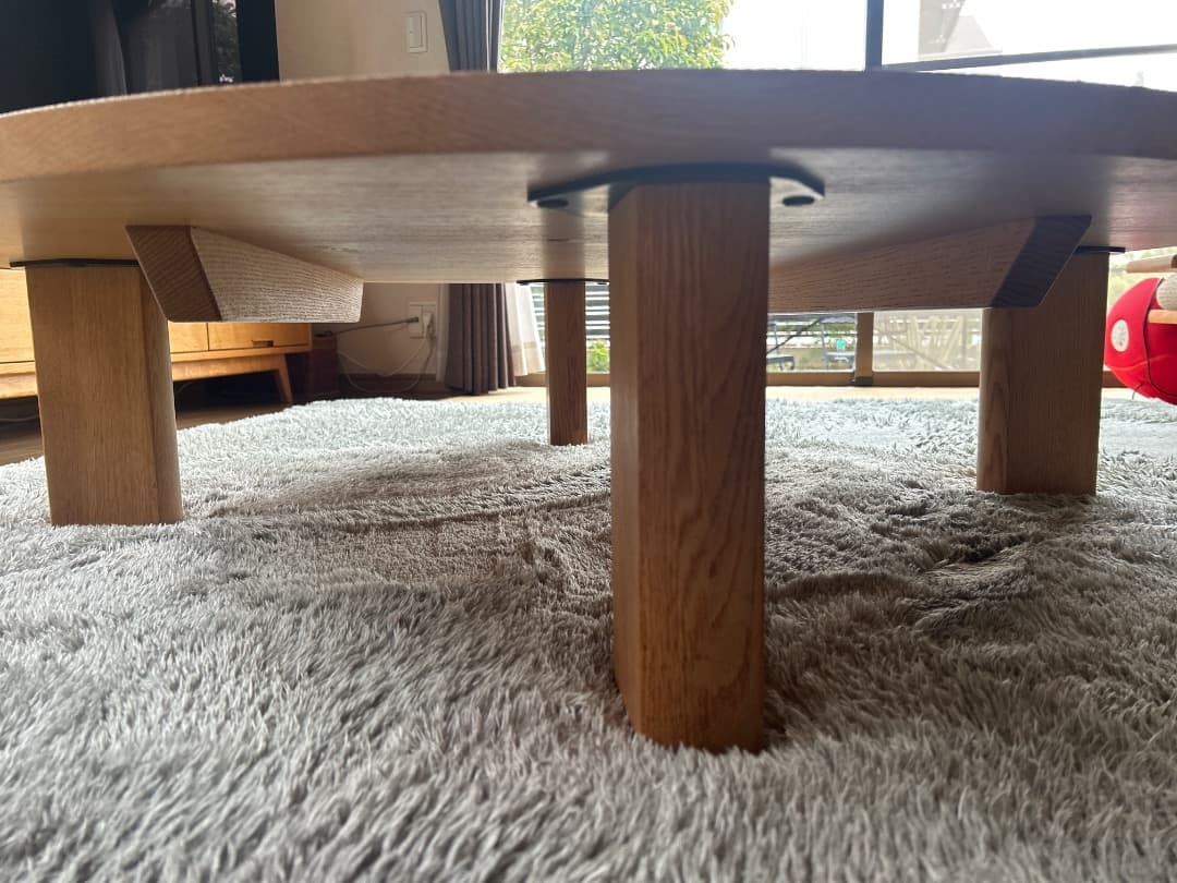 アクタス　無垢材　120丸テーブル