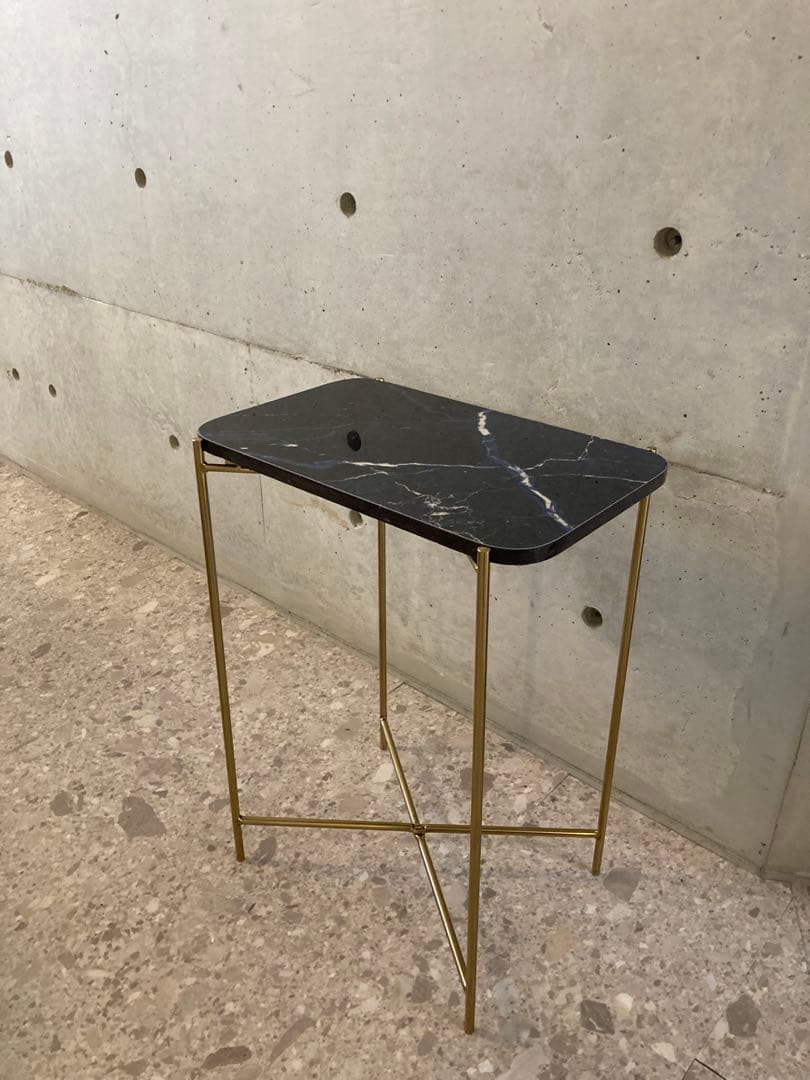ZARA 大理石のマーブルサイドテーブル