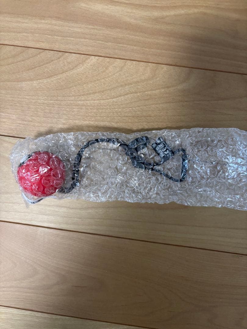 ほぼ未使用！let's goピカチュウ　モンスターボールplus