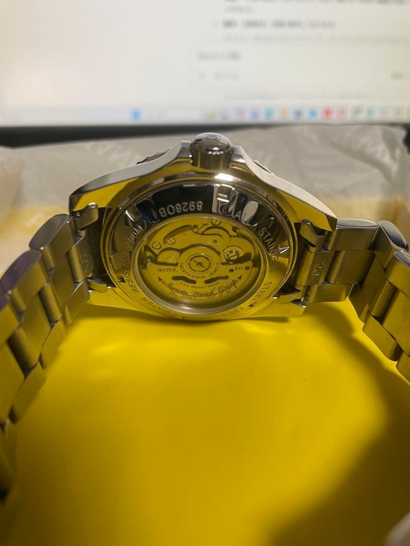 【美品・正規店購入】インビクタ プロダイバー 自動巻 NH35A搭載