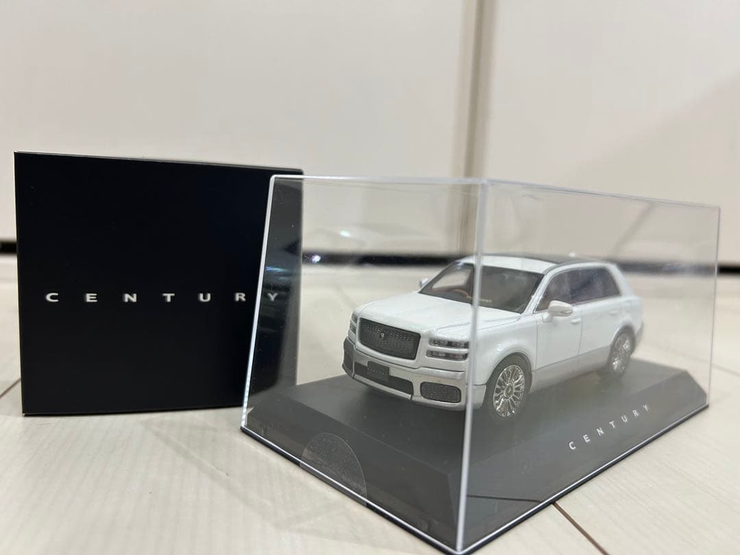 超 希少 非売品 特別 限定品 トヨタ センチュリー SUV ホワイト 1/43