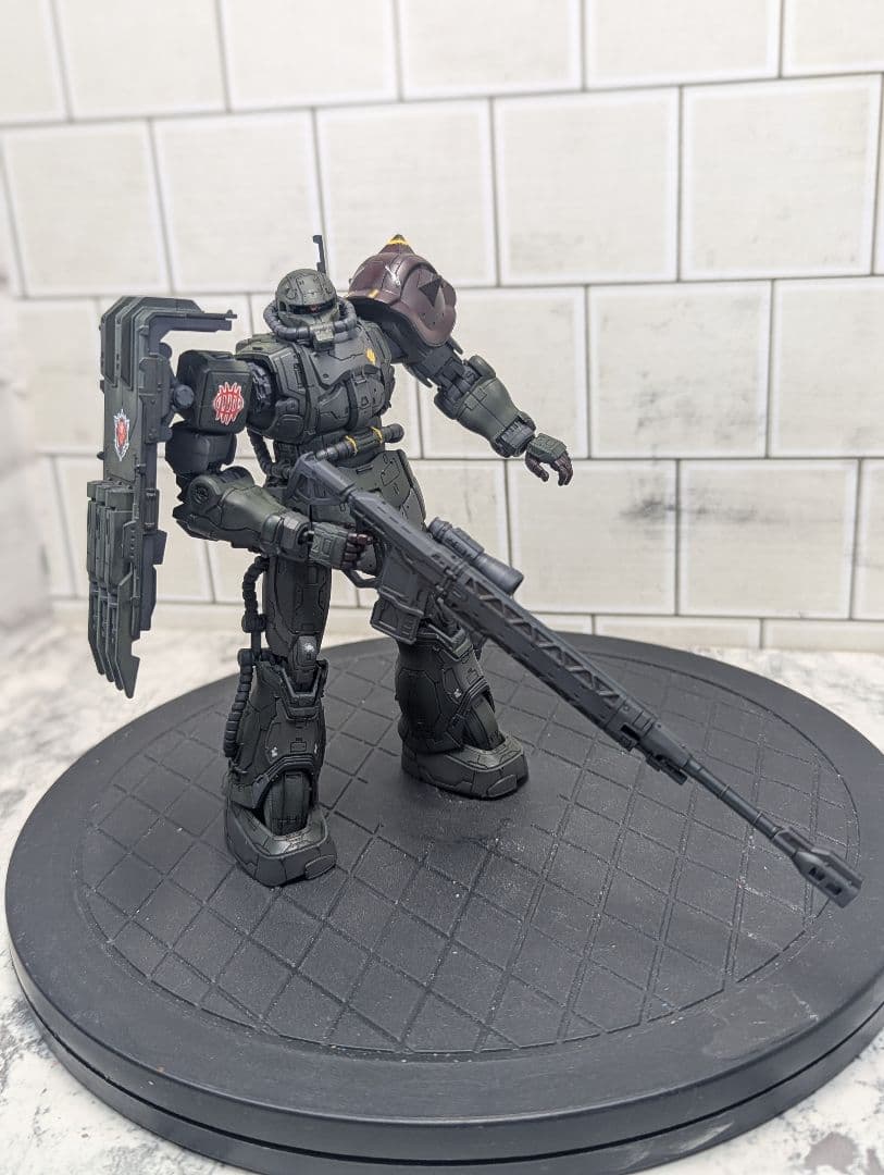 復讐のレクイエム HG MS−06F ザクⅡ FTYPE ケイル機 完成品