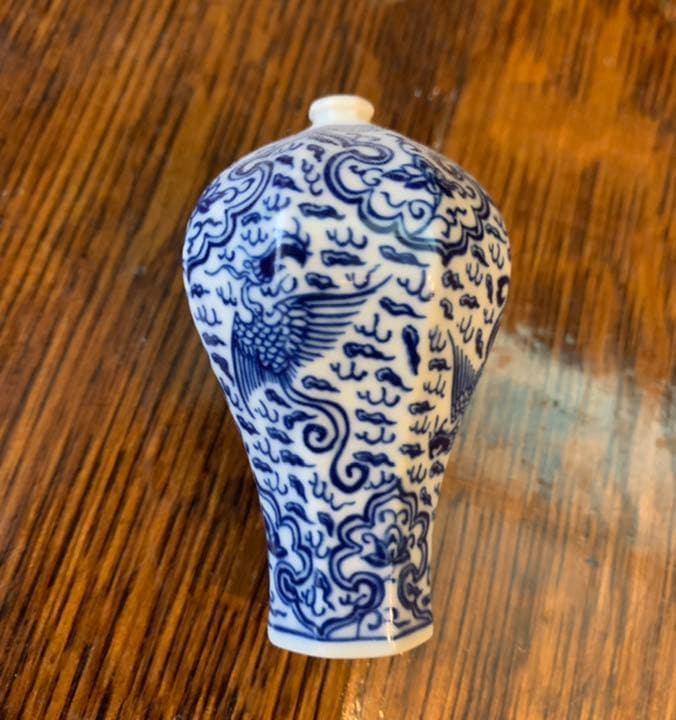 玉春堂製　鳳凰紋古壺