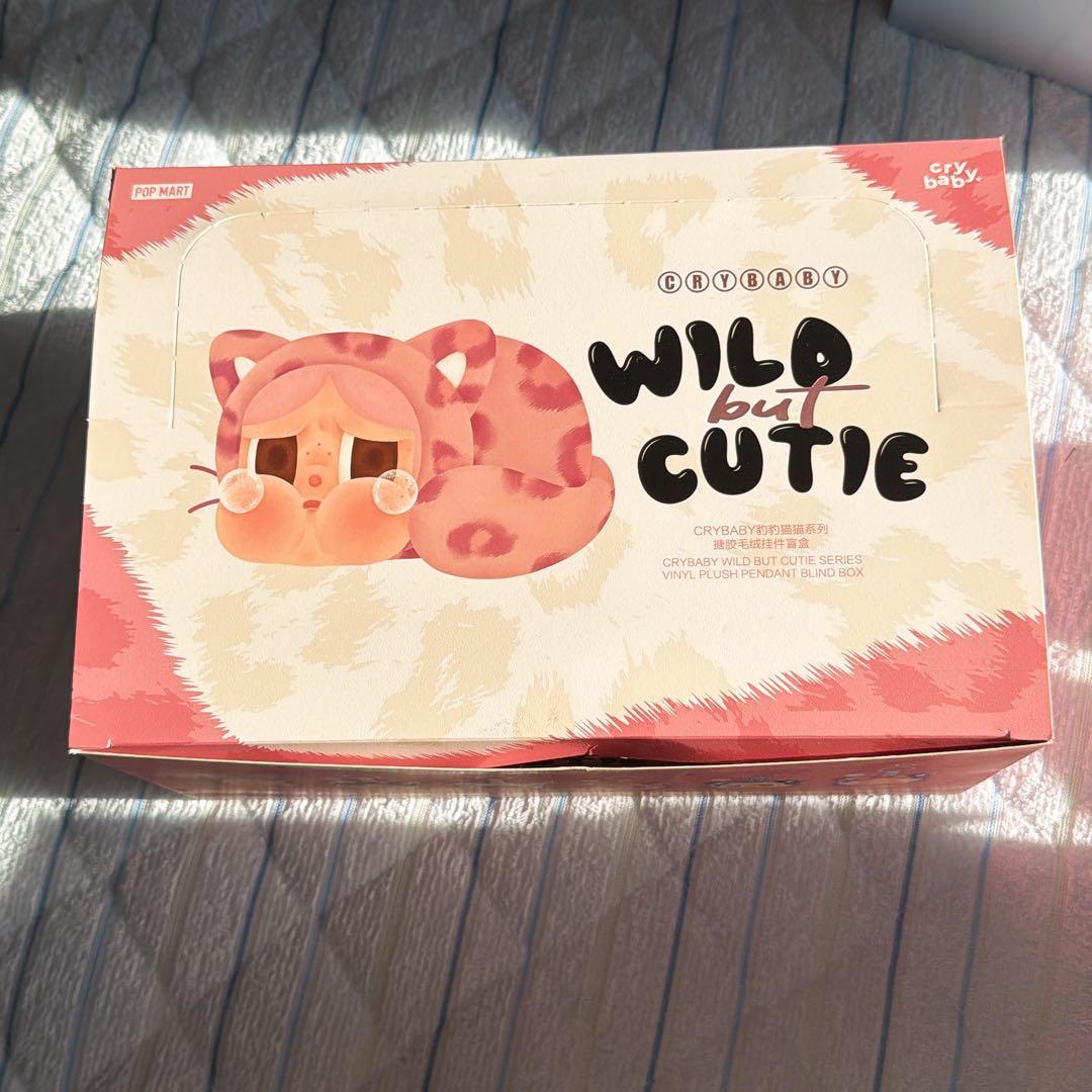 POPMART CRY BABY WILD BUT CUTIE アソート