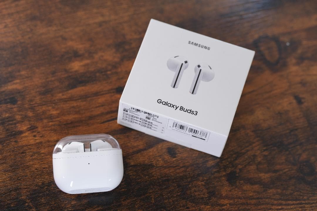 Galaxy Buds3　ホワイト