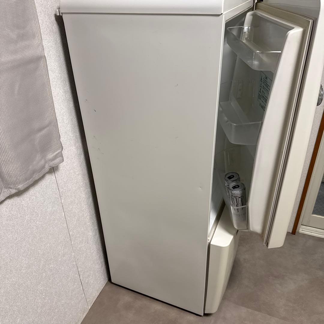 NOSTALGIC ホワイト 2ドア　レトロ冷蔵庫