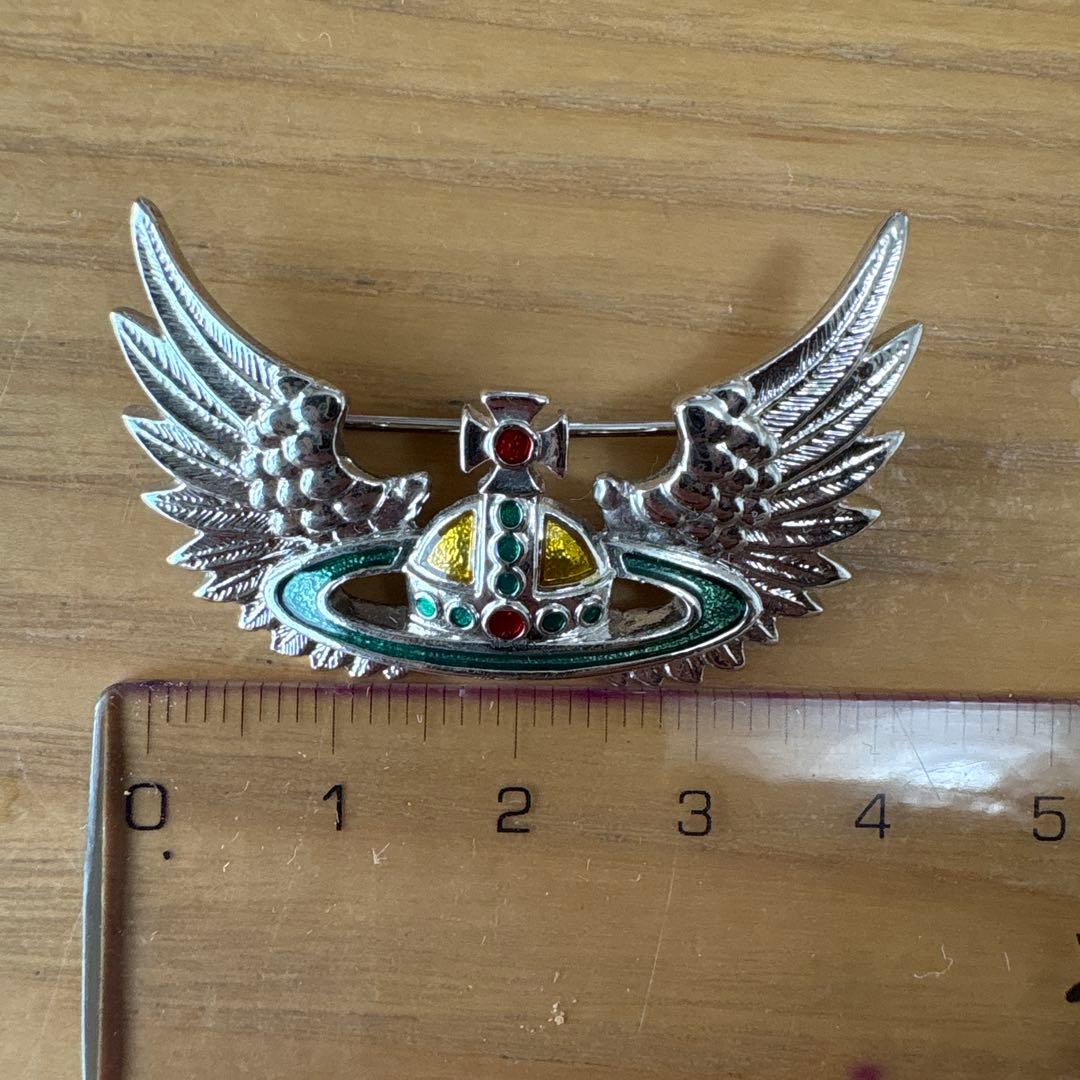 viviennewestwood 翼のエンブレムブローチ