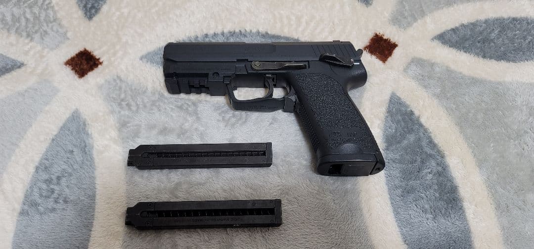 東京マルイ　電動ガン　H&K USP
