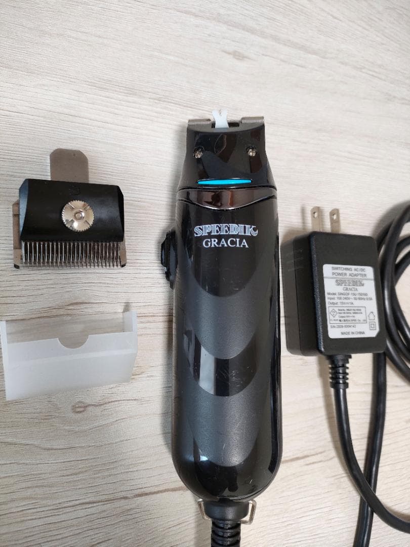 スピーディック グラシア ブラック バリカン コード式 (2mm替刃付き)