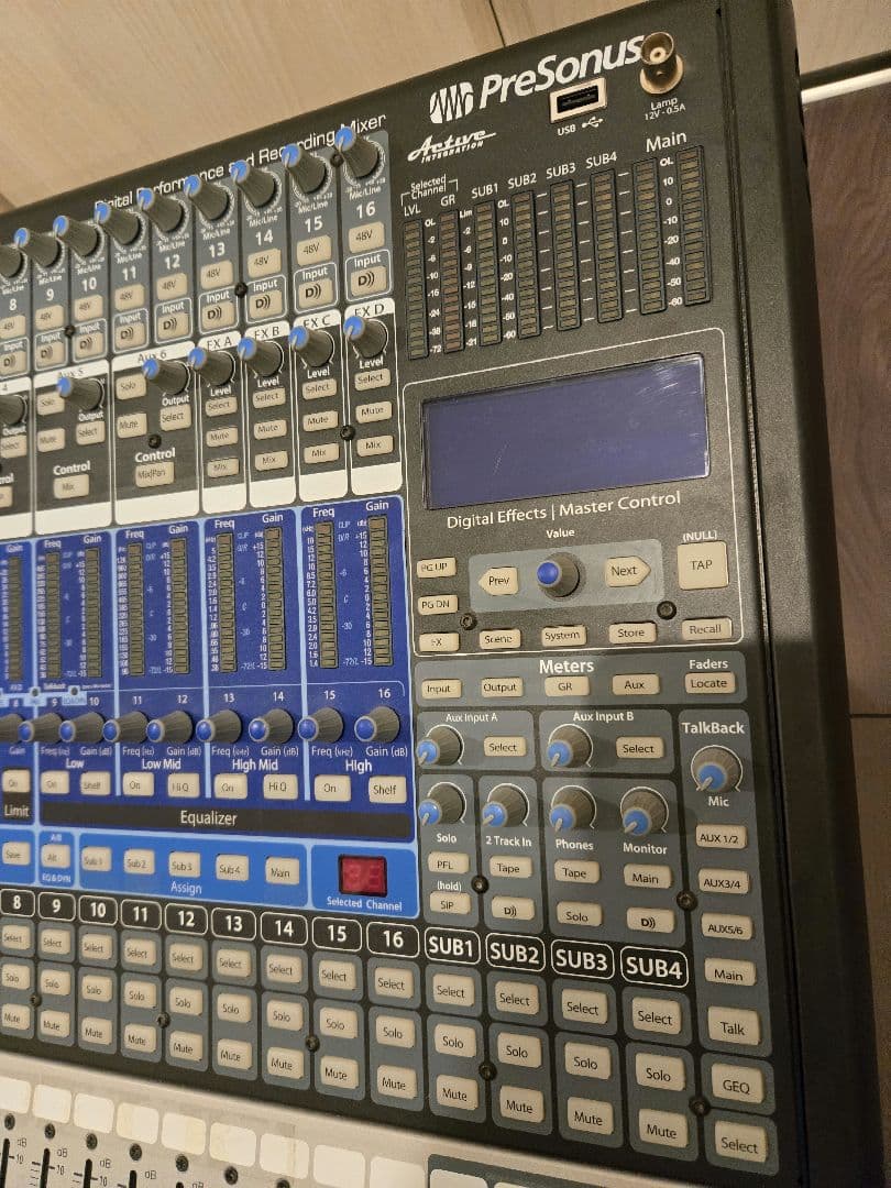 【PreSouns】卓上デジタルミキサーStudioLIVE16.4.2AI