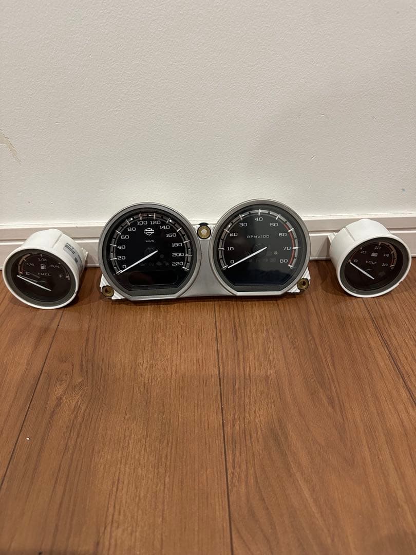 HD ハーレーダビッドソン ツーリングモデルCVO 純正メーター 2016年