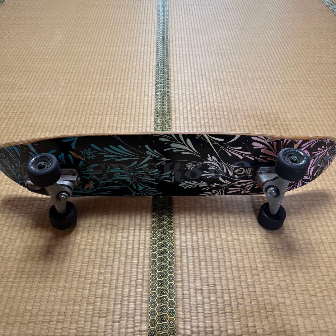 carver カーバー　サーフスケート　スラスター