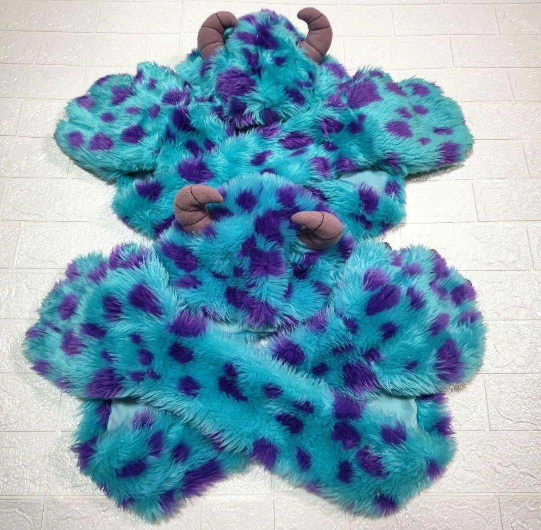 ディズニー　サリー　手袋　マフラーキャップ　ファンキャップ　帽子　2個セット