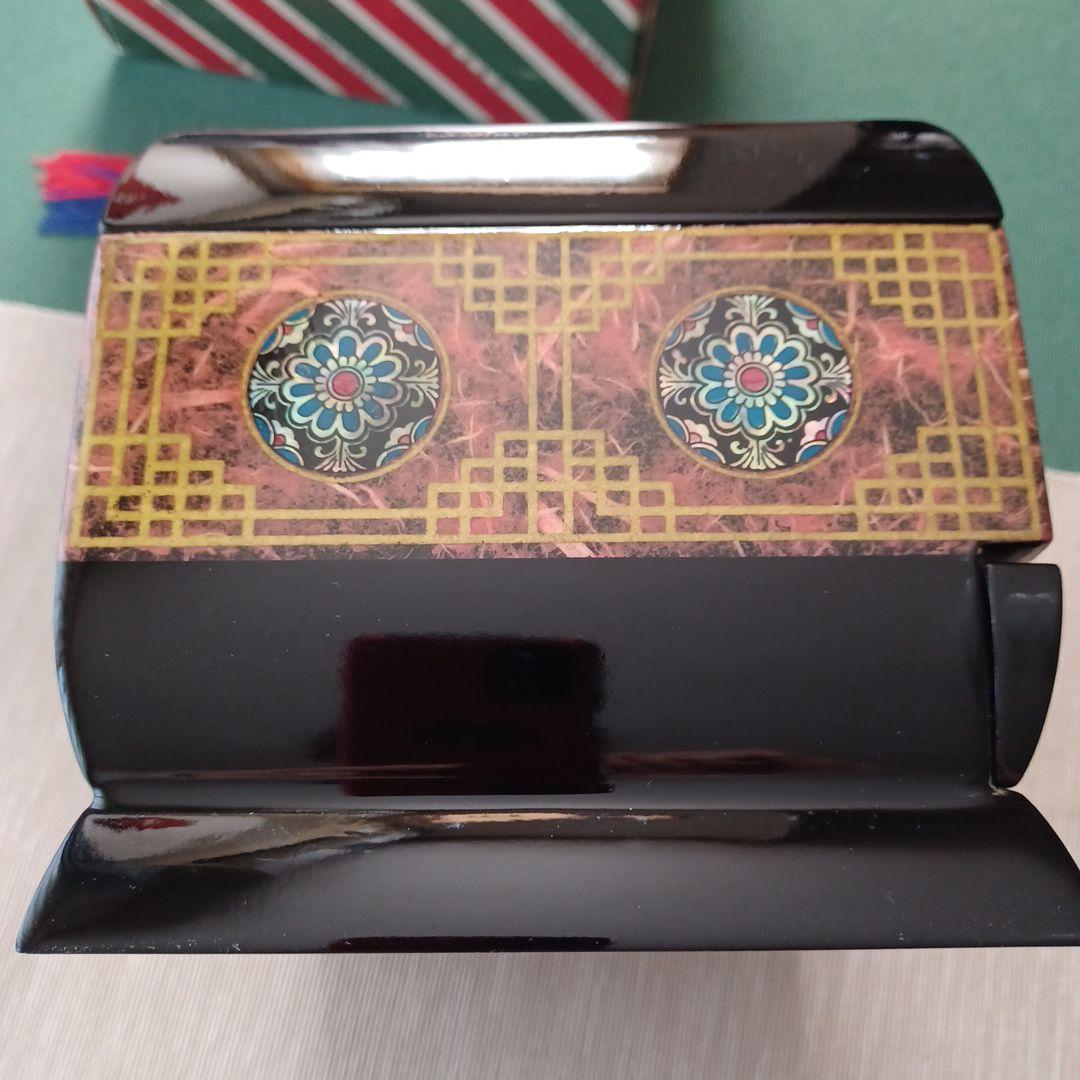 宝石箱　小物収納　螺鈿細工 漆器　工芸品　鏡付き