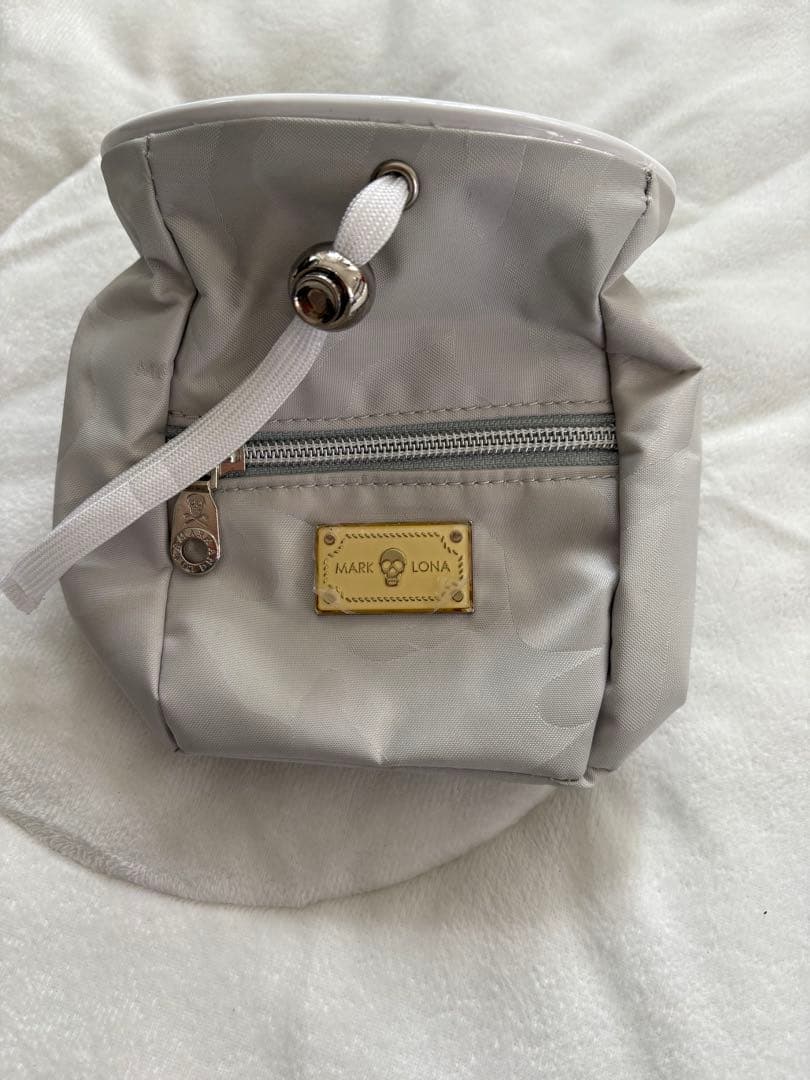 MARK&LONAマークアンドロナ ボールポーチ　小物入　ホワイトカモ