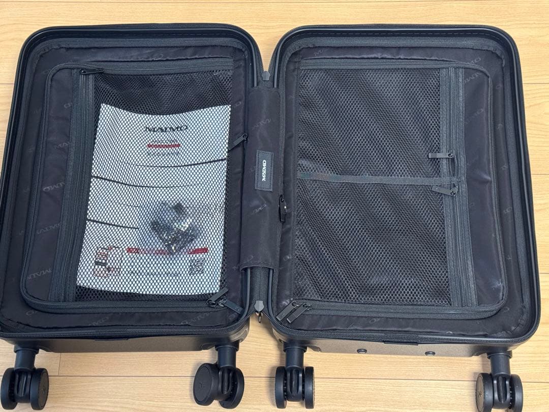 【新品】スーツケース Sサイズ 機内持ち込み　黒（ブラック）