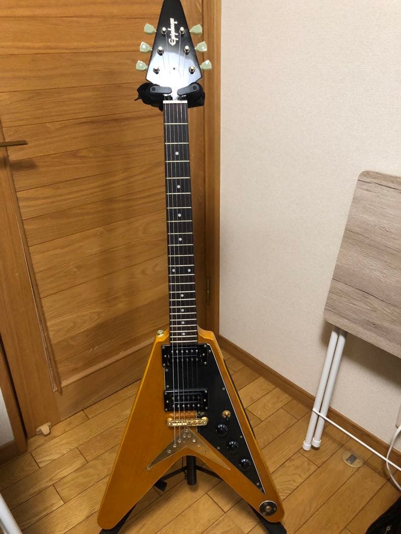 くっさん　Epiphone フライングV