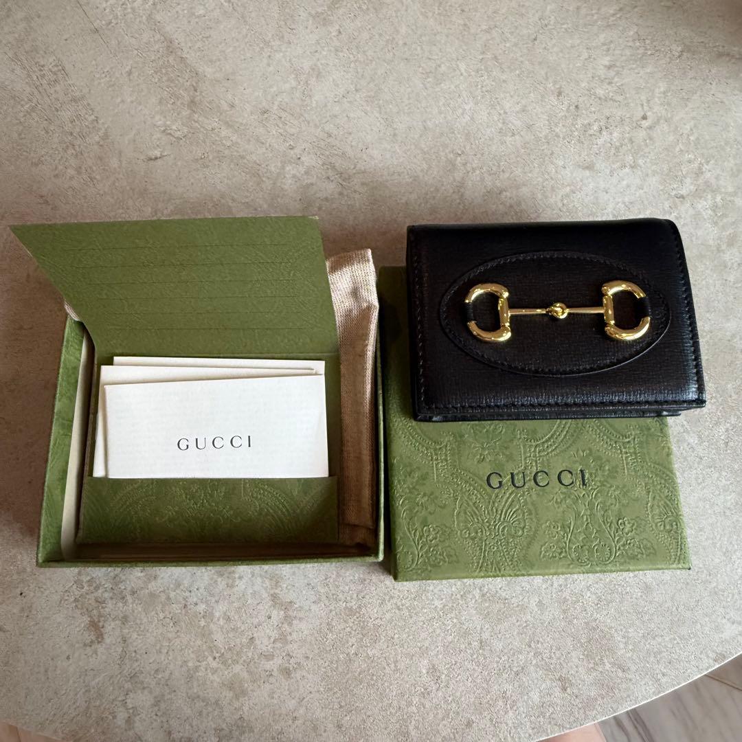 GUCCI グッチ マーモント 二つ折り財布