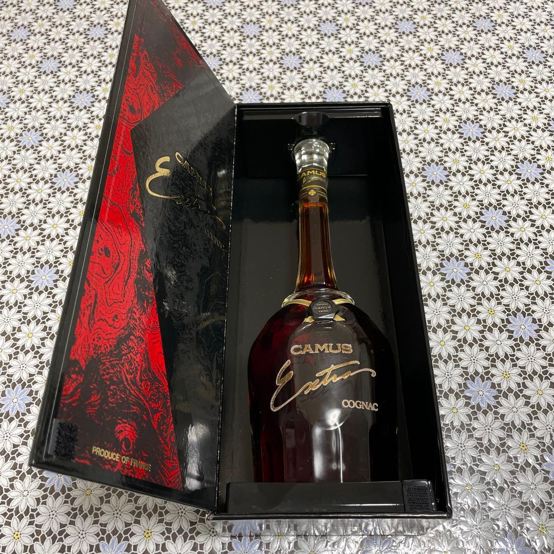 カミュ エクストラ ロングネック 700ml 40度 箱付き