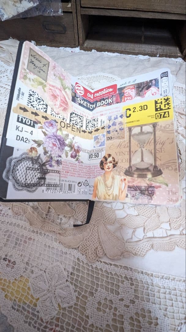 コラージュスタイル スケッチブック