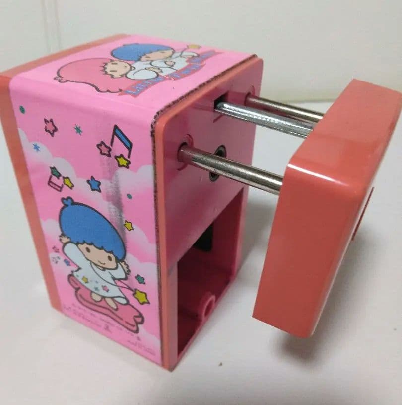 キキララ　手動鉛筆削り ピンク