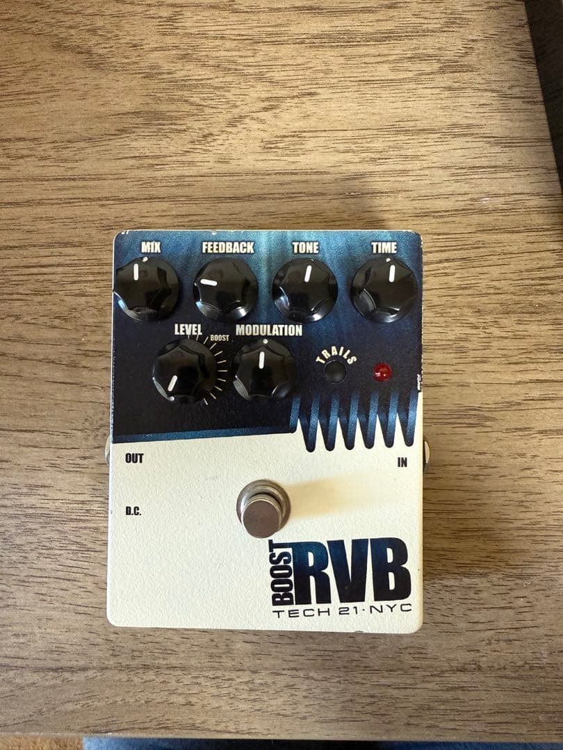TECH 21 NYC BOOST RVB ギターエフェクター