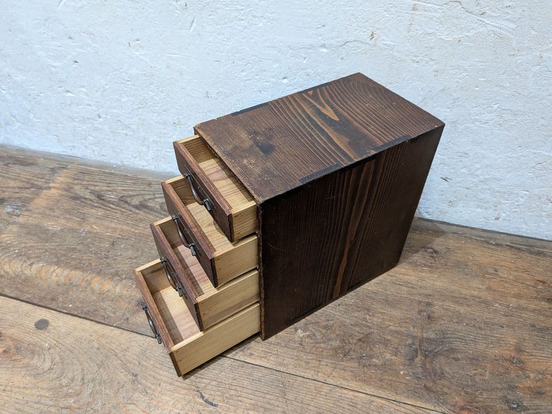 1115 アンティーク　小引き出し　収納棚　小物入れ　ケース　古家具　レトロ