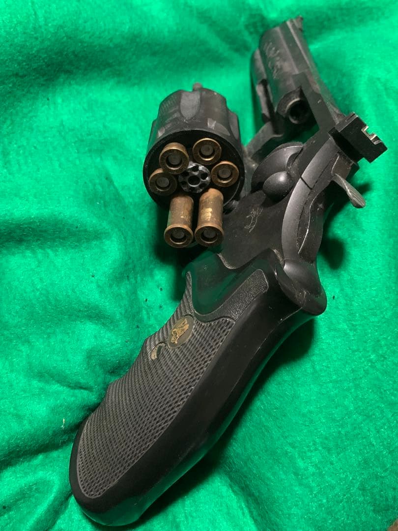 モデルガン　キングコブラ　ヘビーウェイト　リボルバー シリンダー回転機構付き