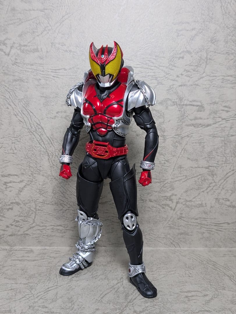 E*D様 S.H.Figuarts 真骨彫製法　仮面ライダーキバ　キバフォーム