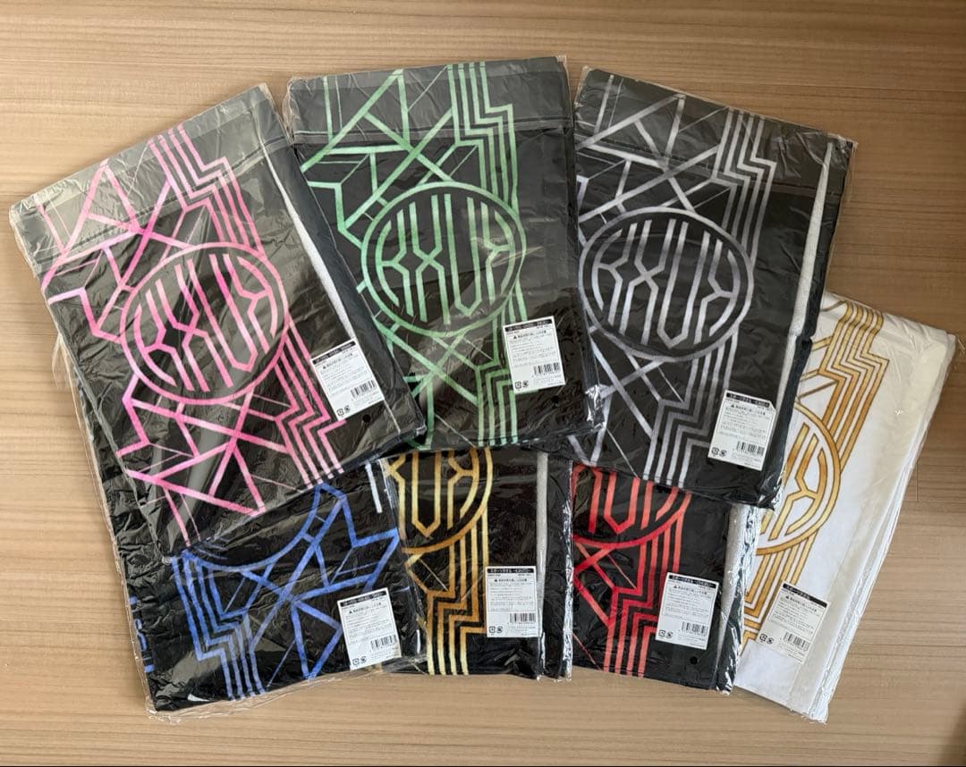 107 倖田來未 / LIVE TOUR 2016 限定タオル＋通常タオルセット