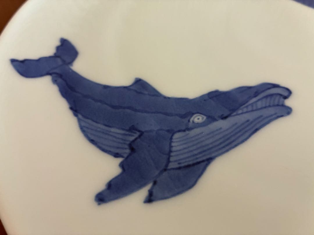 有田焼　渓山窯　染め付けナガスクジラ　プレート　皿