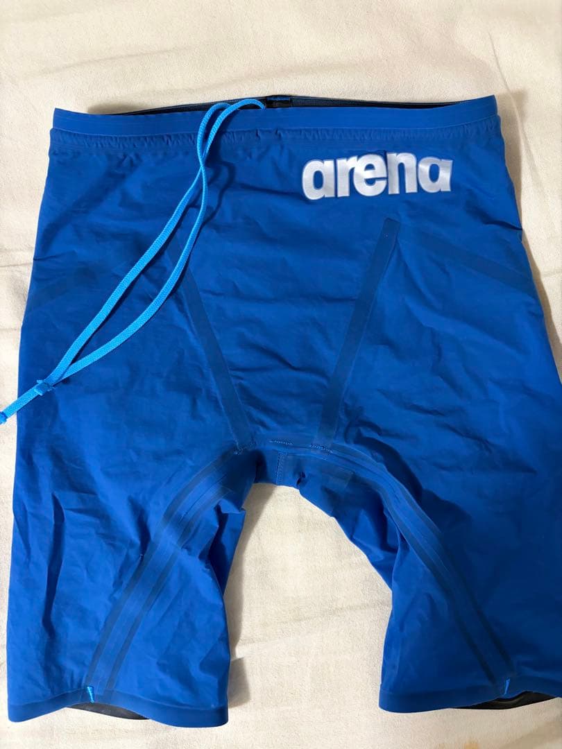 アリーナアクアフォースストームMサイズ