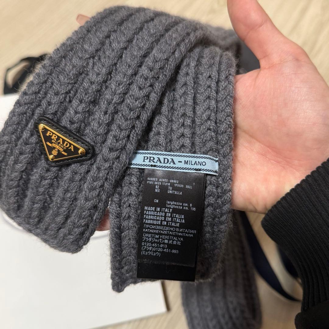【たけ】PRADA ウール スカーフ マフラー グレー