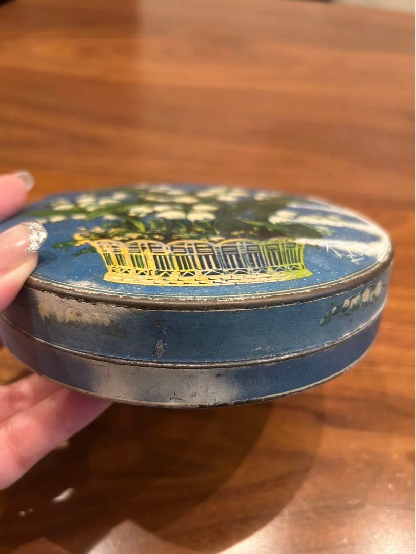 アンティーク　ティン缶　フランス　鈴蘭　スズラン