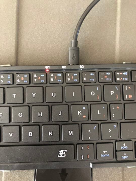 アウディ  ノベルティ　Bluetoothキーボード