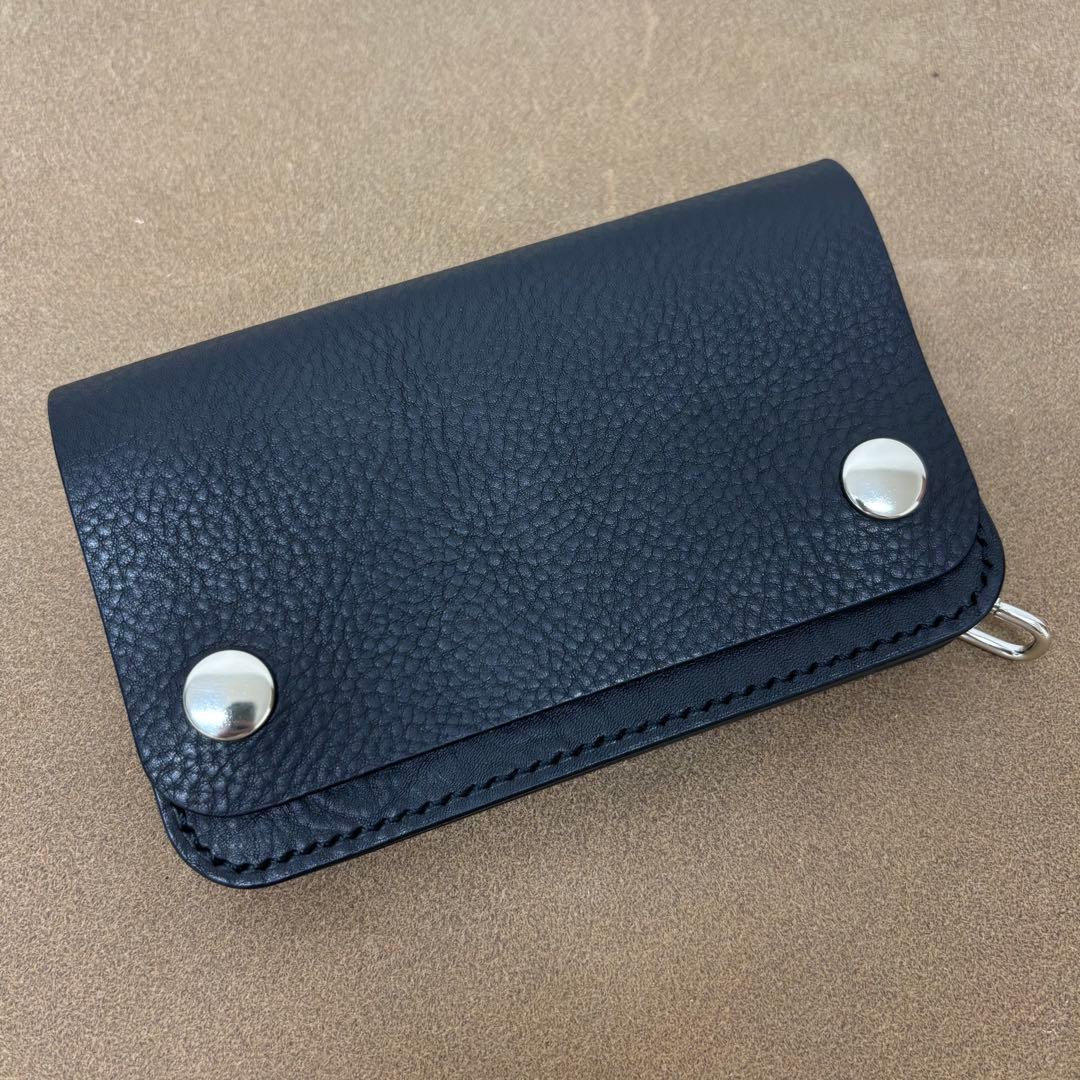 【riri 】トラッカーウォレット　ミドル　黒　3層　薄型　イタリアレザ